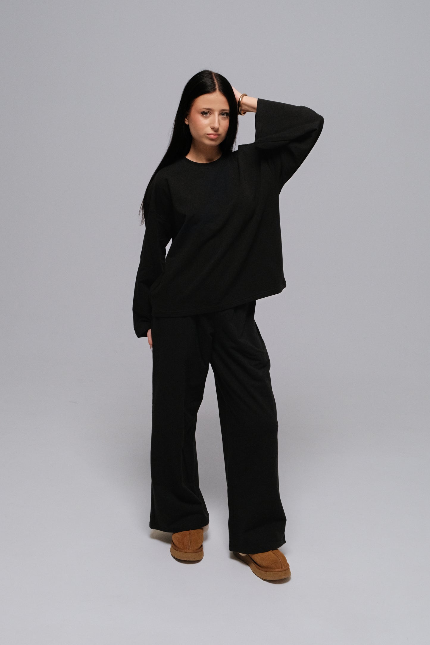 BLACK LONG SLEEVE