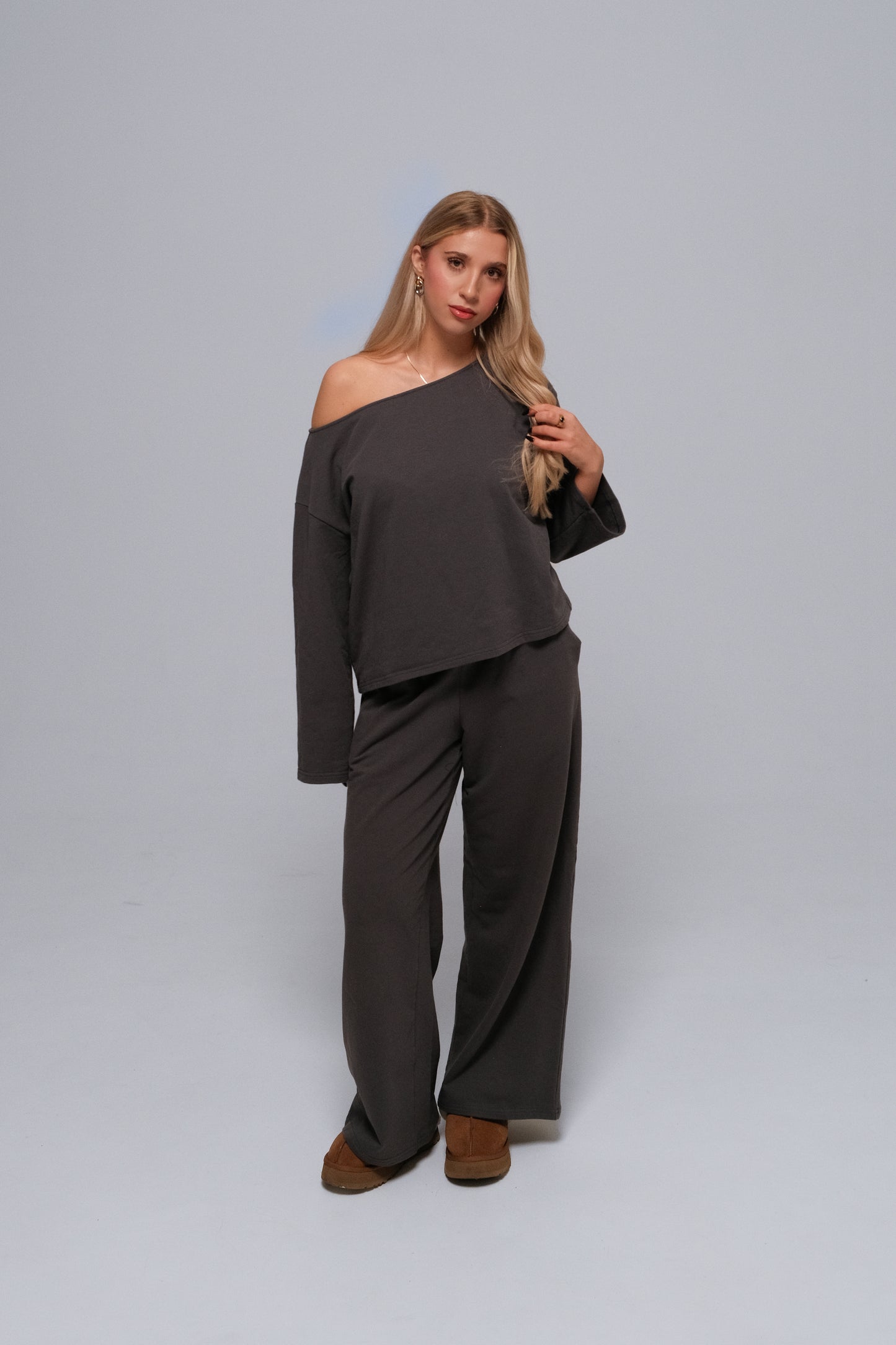 STORM OFF SHOULDER LONG SLEEVE