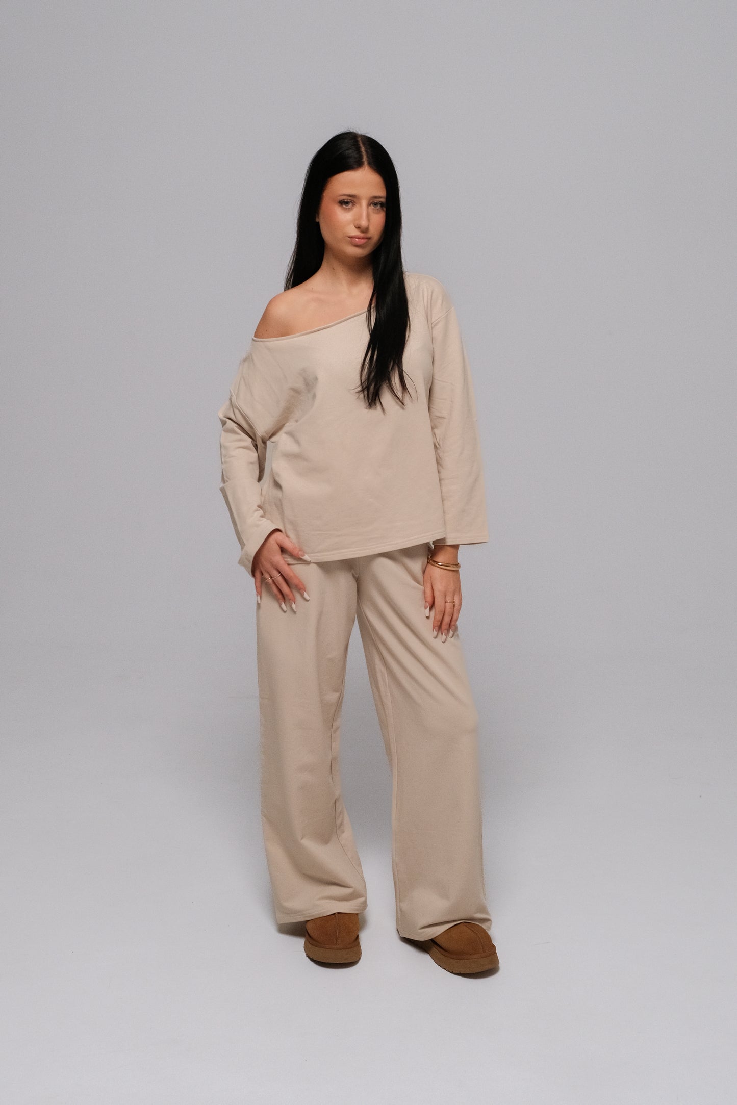 SAND BEIGE OFF SHOULDER LONG SLEEVE