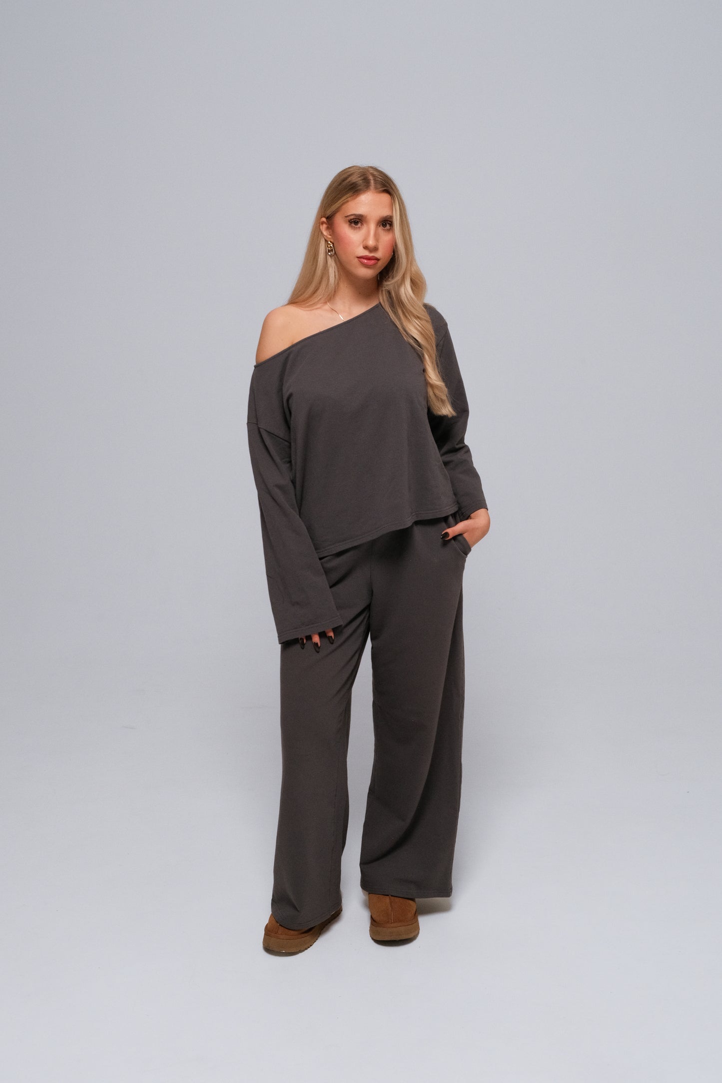 STORM OFF SHOULDER LONG SLEEVE